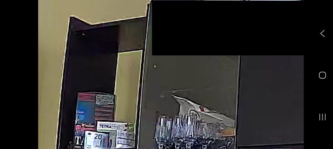 Изображение на банкнота със Zoom заснета със соларна WiFi камера ST-637